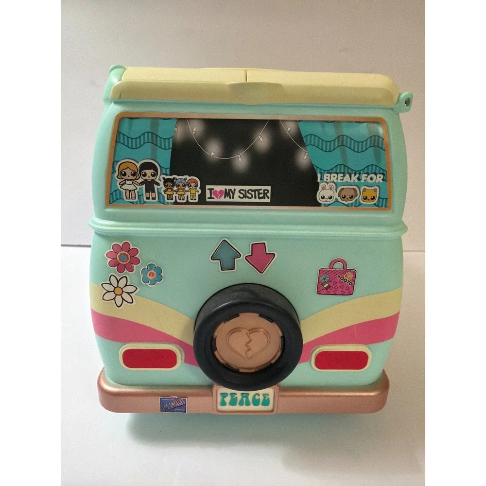 LOL Surprise 2-in-1 Glamper Fashion Camper Blue Pink Transforming Playset MGA